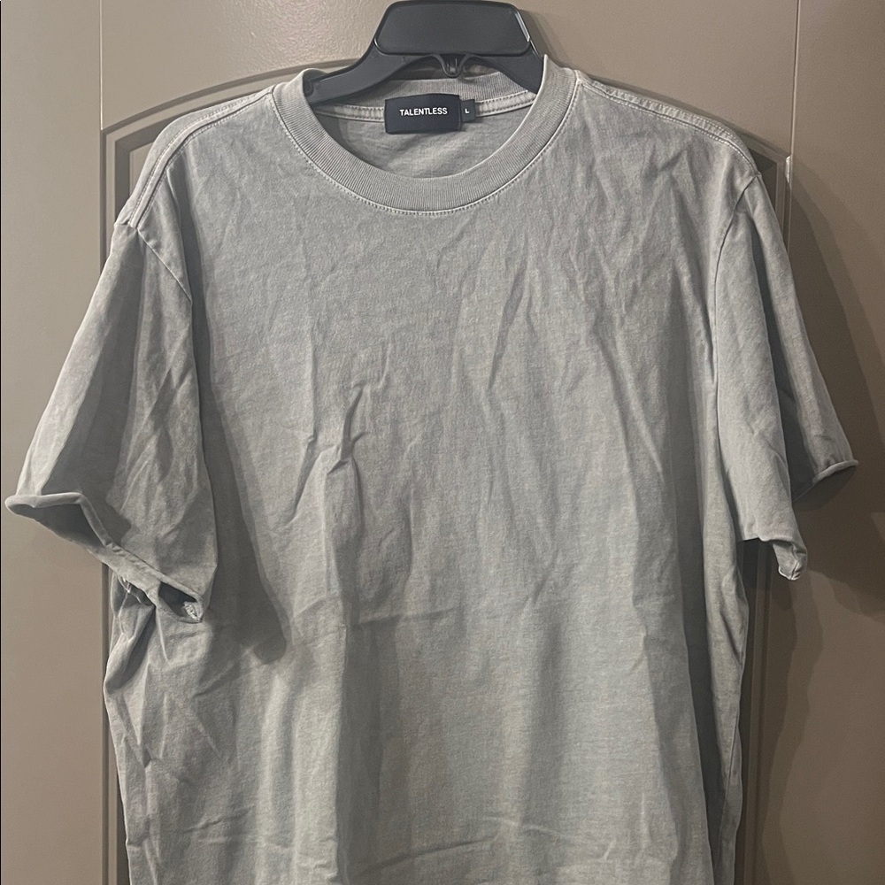 TALENTLESS Light sage Short Sleeve Tee